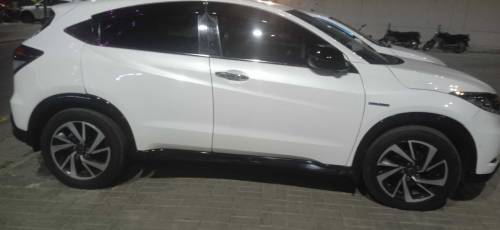[5/9, 12:15 PM] Zohaib: Honda Vezel ZModel 2017Registered 2019 whte Co