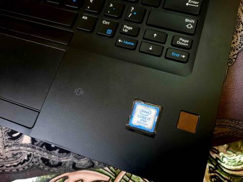 Dell Latitude 7490 8gb ram 256gn ssf