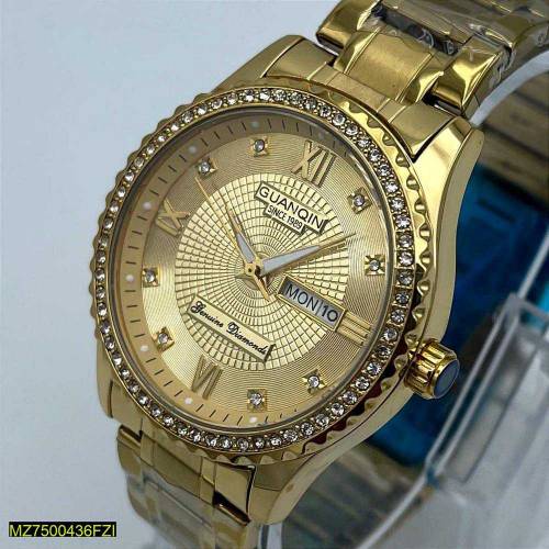 Men's watch available for different design 