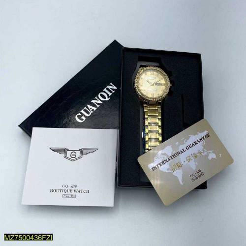 Men's watch available for different design 