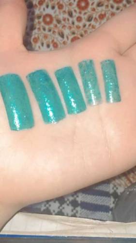 hand made nails in just Rs400.
