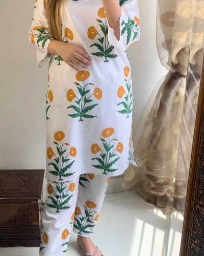 Woman's 2 Pcs Suit Stitched leaf Lines