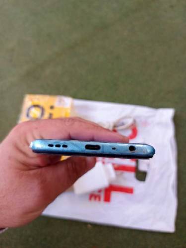 realme 9i 