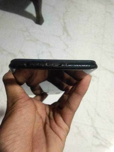 Vivo 85a orignal with box all 