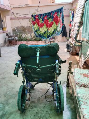 CP Wheel Chair for ADULTS 