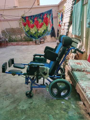 CP Wheel Chair for ADULTS 