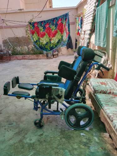 CP Wheel Chair for ADULTS 
