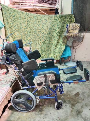 CP Wheel Chair for ADULTS 