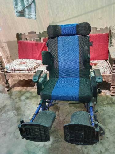 CP Wheel Chair for ADULTS 