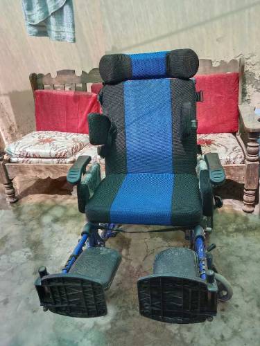 CP Wheel Chair for ADULTS 