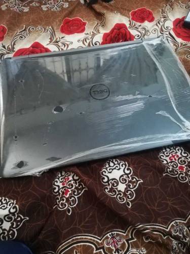Dell latitude corei7 6th gen