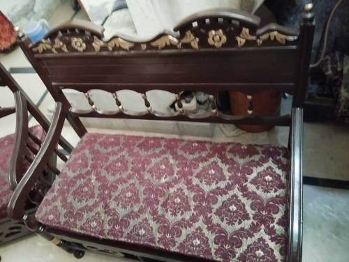 Sofa set of 2 chairs and 1 double sitter new condition argent sale.