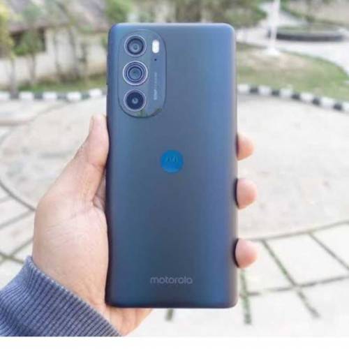 Motorola 30 pro snap dragon 8gen 1