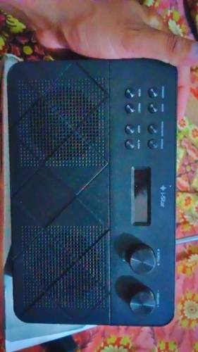 DAB/DAB+/FM PORTABLE RADIO 