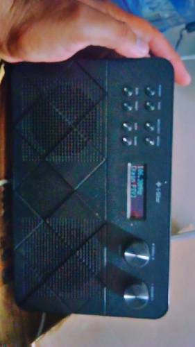 DAB/DAB+/FM PORTABLE RADIO 