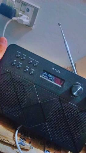 DAB/DAB+/FM PORTABLE RADIO 