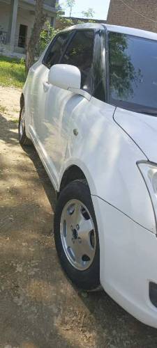 Suzuki Swift 2015 for sale