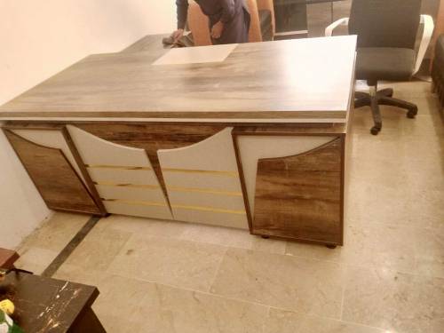 executive office Table 