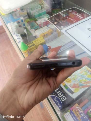 Dcode bold 2 4/64 complete box and charger with 1 month warranty