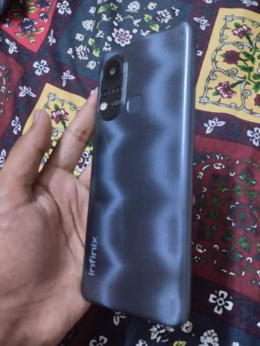 Infinix Hot 11s 