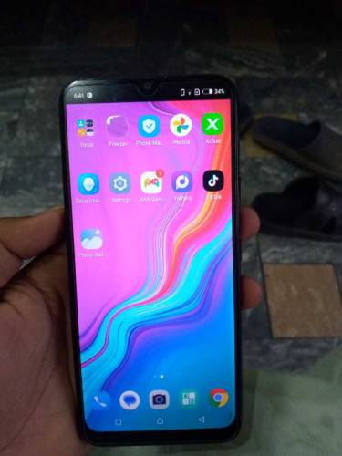 Infinix hot 8,lite
