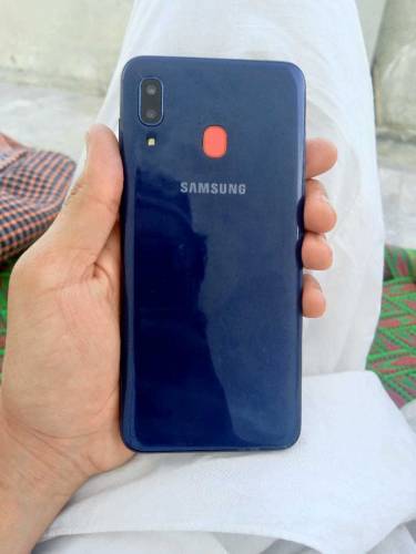 Samsung A20 urgent sale