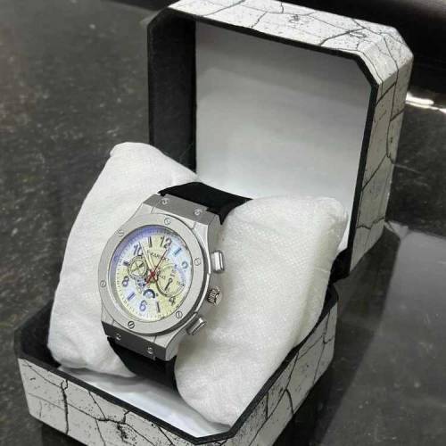 men's casual analogue watch 
