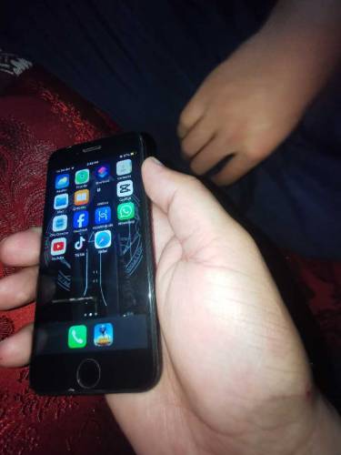 iphone 7 32GB non pta Bypass