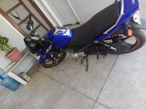 Yamaha yar 125