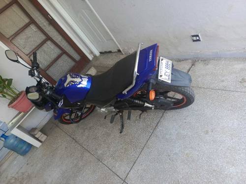 Yamaha yar 125