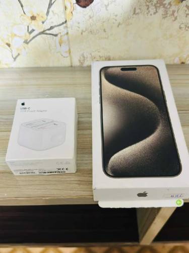 iphone 15 pro max 256GB Natural Titanium