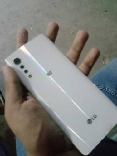lg valvet bohat achi condition ma h