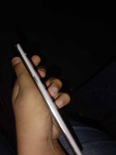 lg valvet bohat achi condition ma h