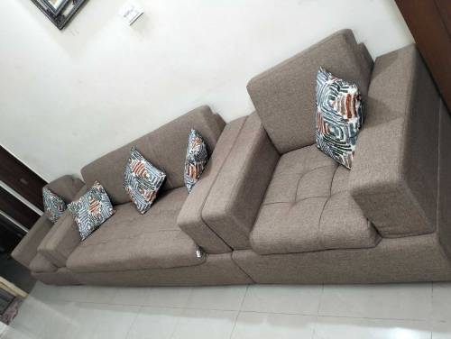5 seater sofa set. condition 10/10