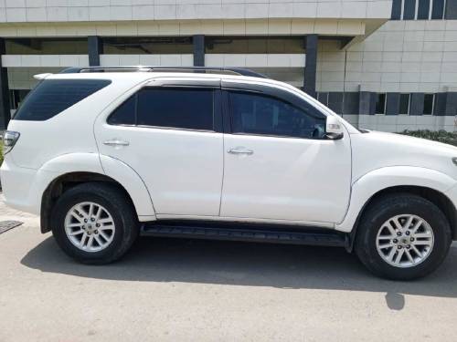 Toyota Fortuner 2015