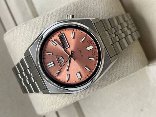 Seiko 5 Automatic NOS Vintage Men's Wrist Watch