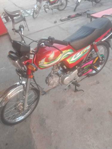 Honda 70 2023 model bilkul new condition with zero fault.