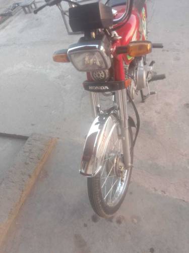 Honda 70 2023 model bilkul new condition with zero fault.