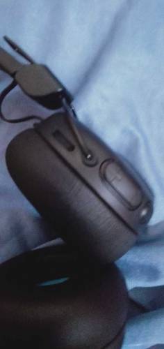 JLAB STUDIO ANC WIRELESS ON-EAR HEADPHONES
