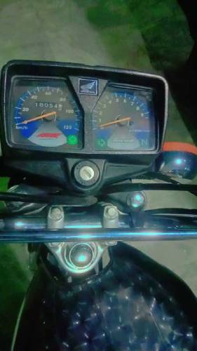 125 Honda bike for sell  22 bata 23 