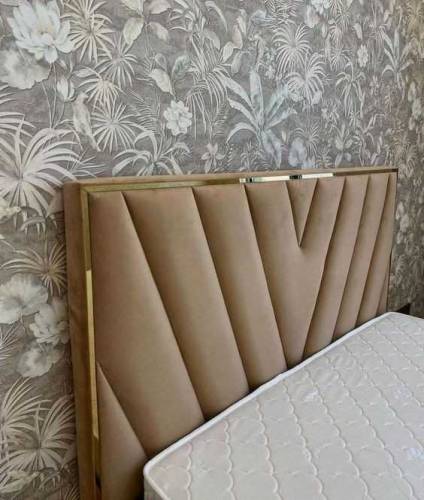 bed /double bed /furniture/ king size bed/ poshing bed/