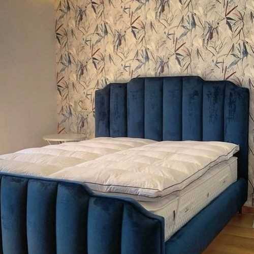 bed /double bed /furniture/ king size bed/ poshing bed/