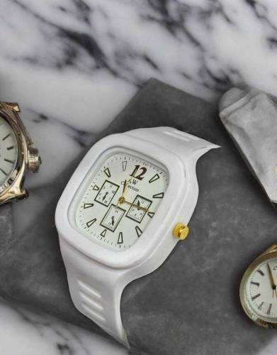 men's square dail watch 