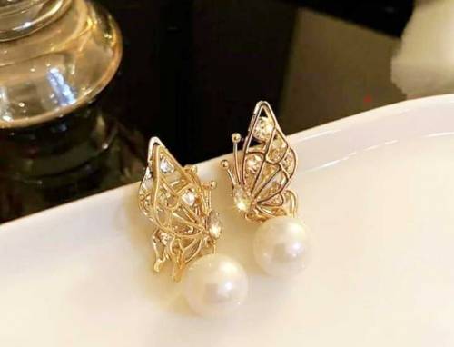 Beautiful butterfly Earrings Available in silver and gold 
