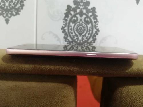 Samsung S7 with cover
