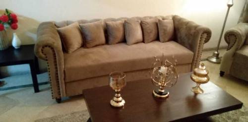 10 seater sofa including deewan