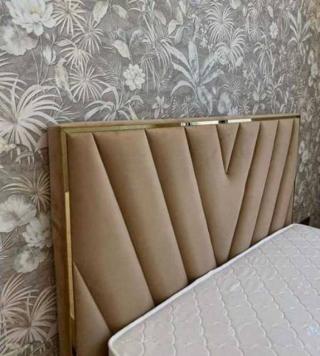 Double Cussion Bed 