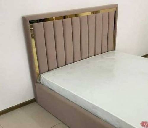 Double Cussion Bed 