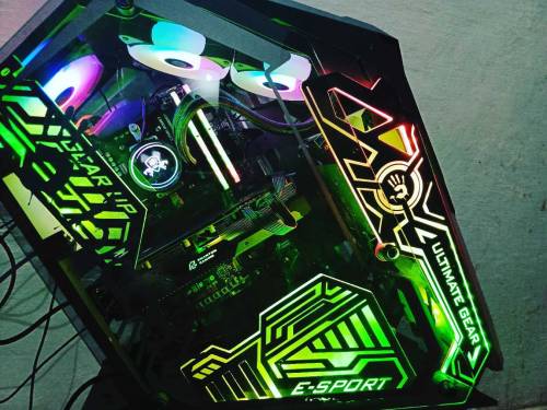 gaming pc ryzen 3700x with msi x570