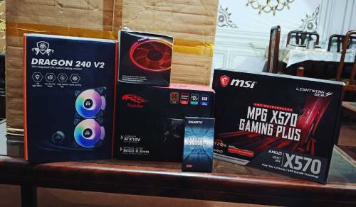 gaming pc ryzen 3700x with msi x570